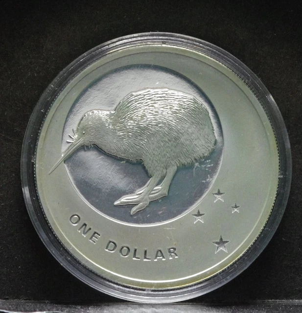 2010 Icons of New Zealand Silver Kiwi Proof Coin
