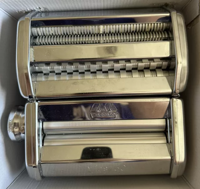 MARCATO Atlas 150 Pasta Machine, Made in Italy, Includes Cutter Hand Crank