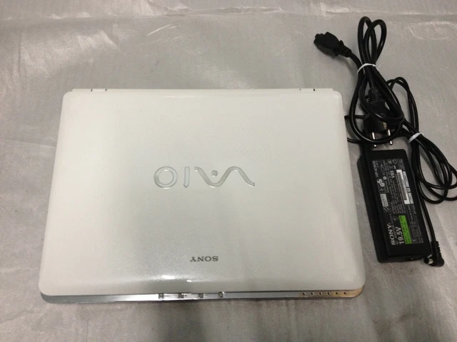 Sony VAIO VGN-AR31E laptop Intel® Core™2 Duo ; en état de