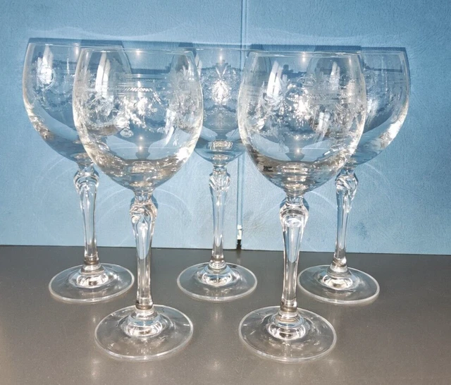 5 verres à vin ou à eau en cristal d arques style Dampierre
