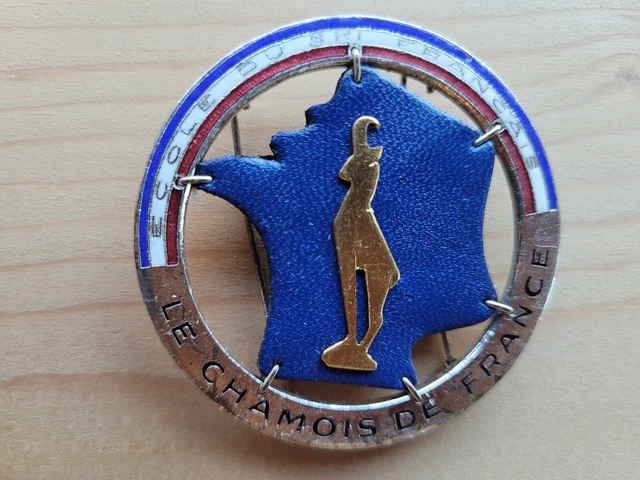 Insigne Chamois D'Argent – École Du Ski Français, Modèle 1945, Ancien