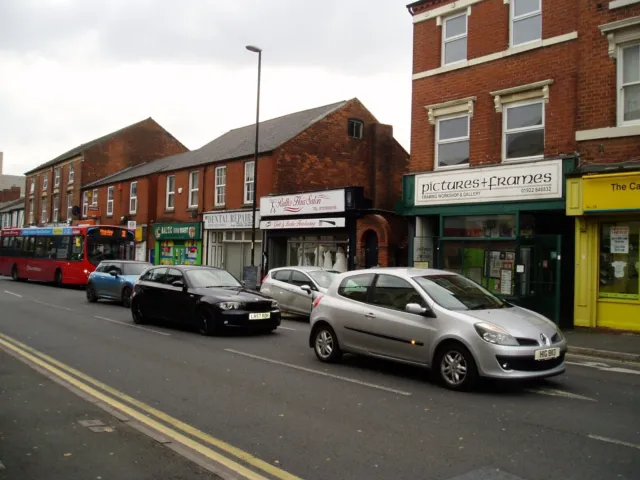 Walsall Town Centre Shop to rent By Tesco, Travelodge, McDonalds, traffic lights