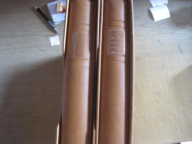 2 Lindner Ringbinder in braun wattiert  mit Kassette, 18 Ringe