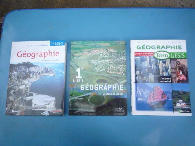 GEOGRAPHIE  -  Lot de 3 ouvrages scolaires ( Classes de 1ère et de Terminales )