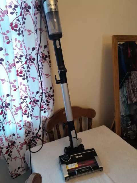 Shark Stratos Corded Stick Vacuum, Pet [HZ3000UKT]