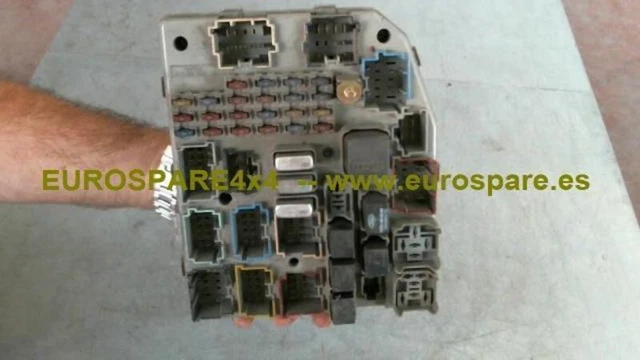 CAJA DE RELÉS fusibles para JEEP GRAND CHEROKEE 2.5 TD ZJ 9602 EUR 65