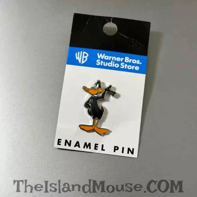 Disney Warner Brothers Looney Tunes Daffy Duck Left Arm Up Pin (N3:44347)