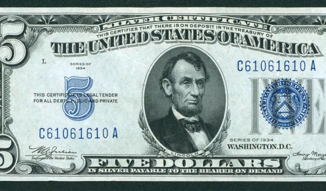 $5 1934 ((HIGHER GRADE VF+++/XF)) Silver Certificate ** DAILY CURRENCY AUCTION