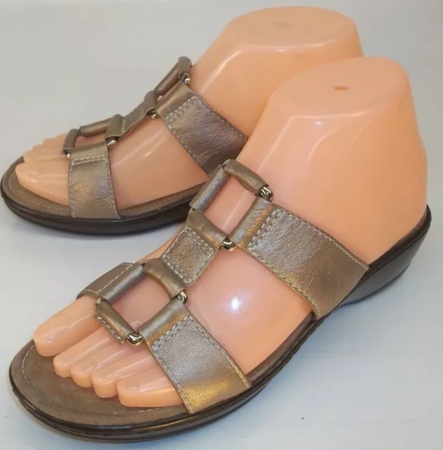 Bandolino KASTER Womens US 6.5 M Metallic Beige Slip-On Wedge Open Toe Sandals