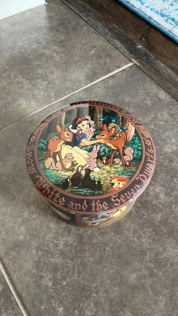 VINTAGE DISNEY SNOW White And The Seven Dwarfs Tin Container Made in ...