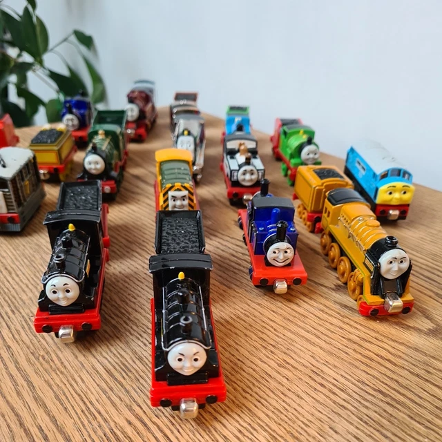 Thomas Tank Engine Learning THOMAS THE TANK Engine - Learning Curve - Train and Tender Bundle ...