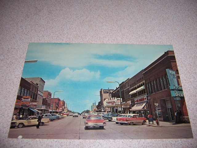 1964 North Avenue Downtown Street Scene, Fairmont Mn. Vtg Postcard