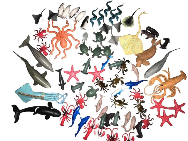 Large Lot Of 70 Plastic Octopus Sharks Whale Squid Sting Ray Sea Turtles Snakes