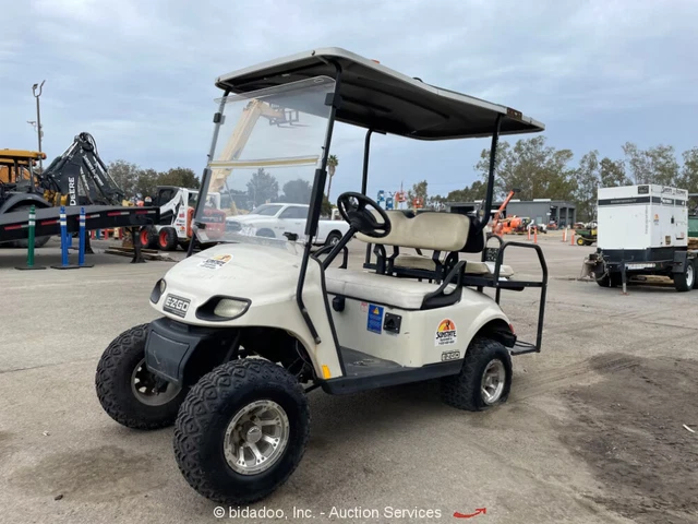 2016 Cushman TXT Freedom 2+2 48V Electric 4 Passenger Golf Cart -Parts/Repair