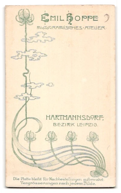 Fotografie Emil Hoppe, Hartmannsdorf, Portrait junge Dame in zeitgenöss. Kleidu 2