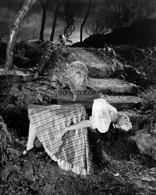 Lon Chaney Jr & Elena Verdugo In "The House Of Frankenstein"  8X10 Photo (Az776)