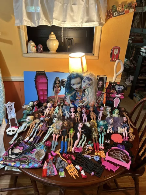 Huge Monster High Doll Lot! Multiple Lines! Figures Parts And Accessories! Look!