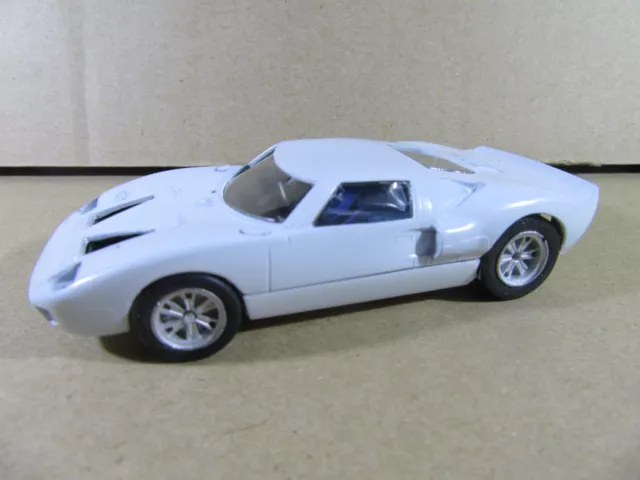 428U Vintage Grand Prix Models Ford GT 40 Road Car Blanc 1:43 kit WM Monté