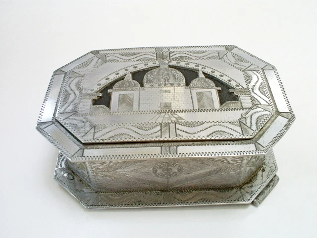 Ww2 Vintage Trench Art N.african Pow Aluminium & Leather Trinket Box Or Casket Ww2 Vintage Trench Art N.african Pow Aluminium & Leather Trinket Box Or Casket