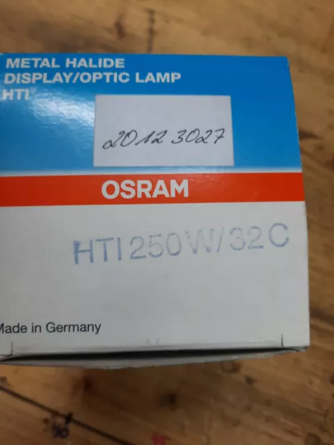 Osram HTI 250W/32C Display/Optik Lamp Neu