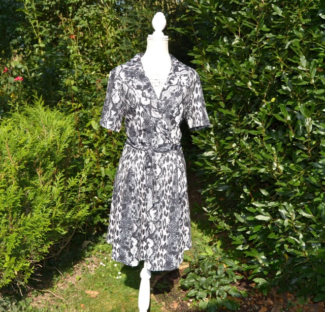 Robe Bodyflirt Noire à Rayures - Taille 44/46 - Parfait état - Style été