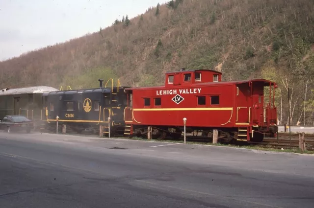 B&O BALTIMORE AND OHIO LEHIGH VALLEY Railroad Caboose JIM THORPE PA Photo Slide