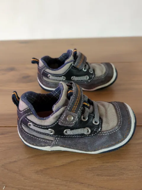 Stride Rite SRT Mosby Sneaker 5.5 wide toddler sneaker Grey 3
