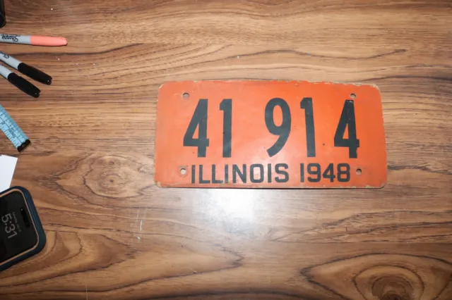 Vintage 1948 Illinois soybean fiber license plate 41 914