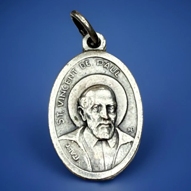 Ancienne Médaille St Vincent De Paul – Aluminium, époque 06