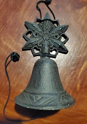 Vtg.Cast Iron Wall Mounted Dinner Bell Antique Style Rustic w/ Snowflake Design