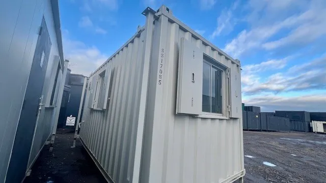 16 X 8FT  SITE OFFICE  with TOILET / CANTEEN / SITE CABIN /  ANTI-VANDAL