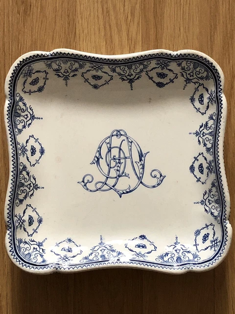 Superbe ancien PLAT CREUX en faïence signée GIEN