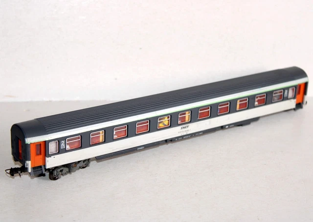 Voiture Voyageurs 2e Classe France Trains - Type Est N°5542, échelle HO, Occasion
