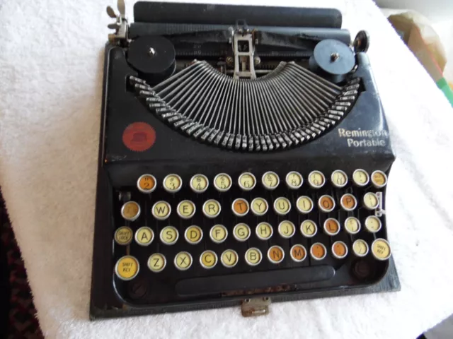 Vintage Antique CIRCA 1920 REMINGTON PORTABLE TYPEWRITER