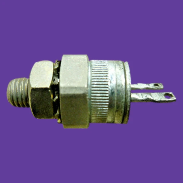 GE SCR Thyristor C20D / TO-48 Stud / 7.4A / 400v, w/Hardware, New Old stock