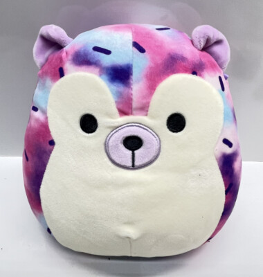 yasmin the hedgehog squishmallow