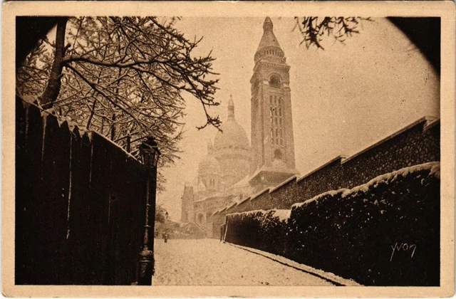 CPA Paris 18e - Rue De La Barre à Montmartre, Le Rocher Suisse (vers 1900)
