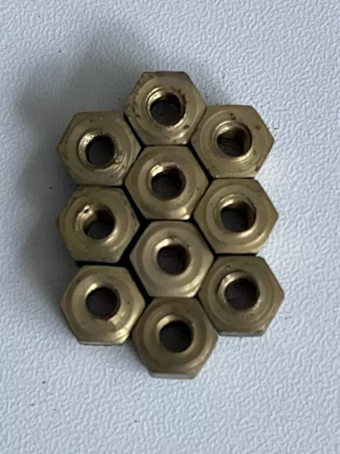 Tuercas hexagonales de latón vintage 3BA x 10