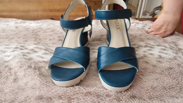 THE FLEXX LOT Off Womens Leather Strappy Wedge Sandal Size UK 6 30.00 PicClick UK