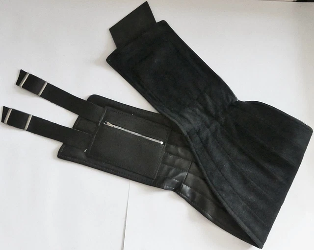 * Cintura renale con due tasche con cerniera * circa 80 cm