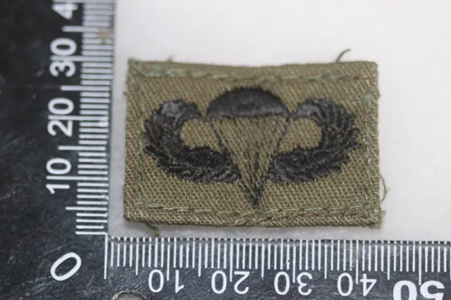 Original Vietnam Period Us Army Cloth Parachute Qualification Wing Badge  #5