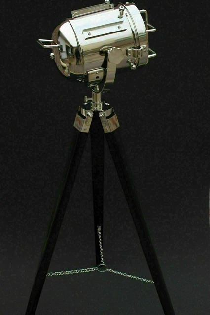 Antique clearance studio light