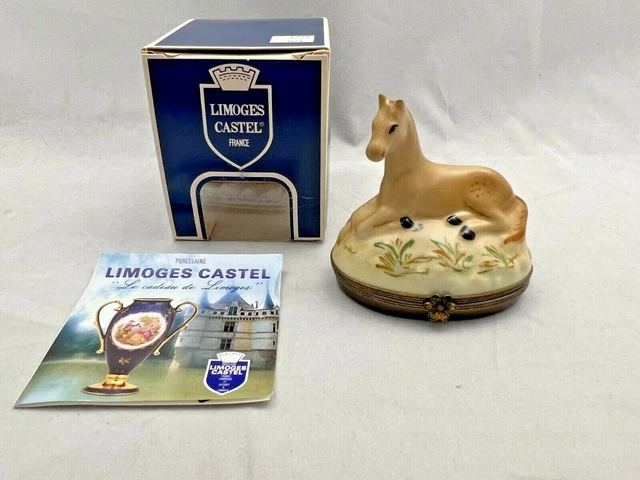 LIMOGES CASTEL FRANCE Horse Porcelain Hinged Trinket Box 3 1/4" Tall