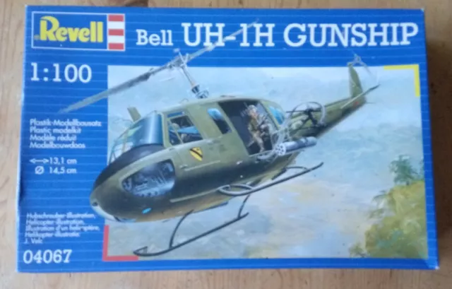 Revell Bell UH-1H, 04067 von 1994, 1:100, Modellbausatz