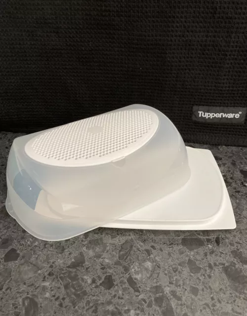 TUPPERWARE White Cheesmart Large Cheese Smart Keeper Server