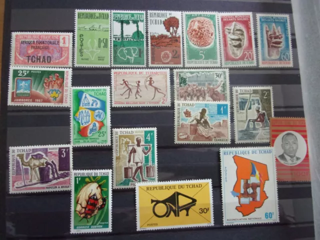 TCHAD - lot de timbres n* MH ou n** MNH (F3)