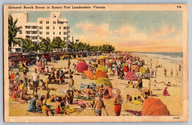 Fort Lauderdale, Florida - General Beach Scene in Sunny Beach - Vintage Postcard