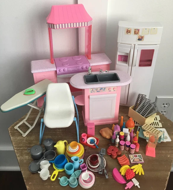 Barbie sales kitchen 90s