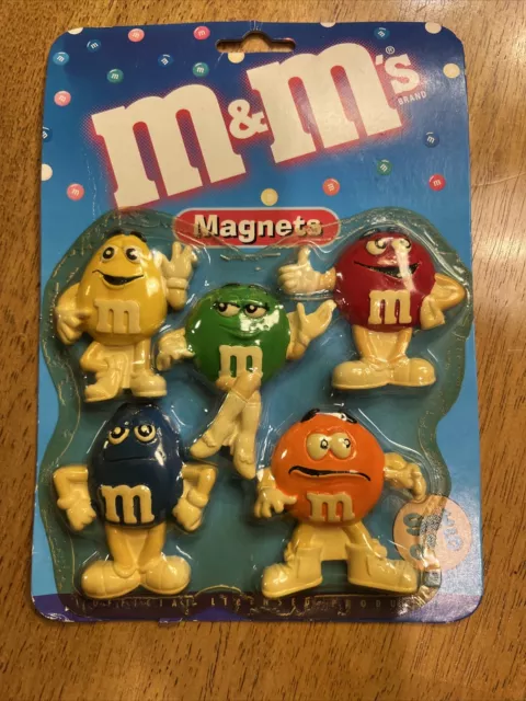 Fun Find M & M Set of 5 fridge Magnets Unsealed Package By Mars Inc blue