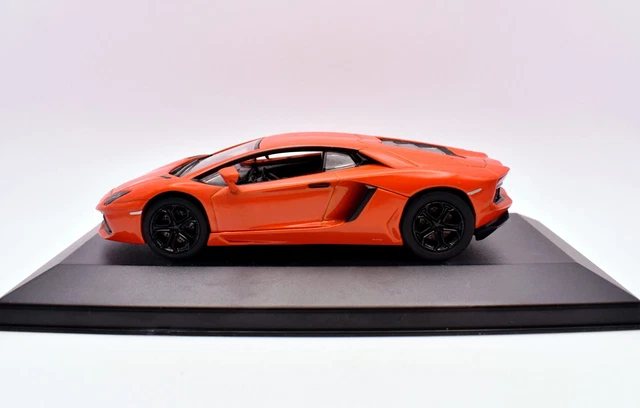 ミニカー kyosho 1/43 IS500 \